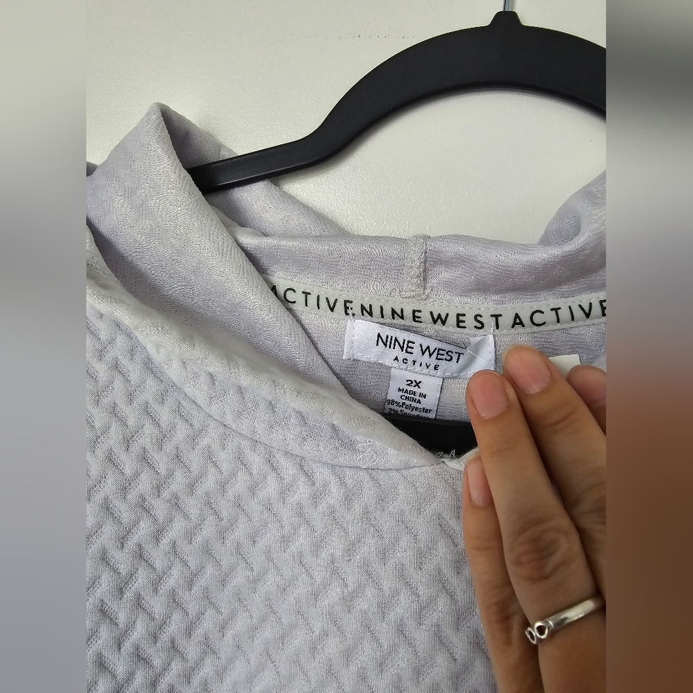 Nine west active gray hoodie size 2X - Picture 2 of 5